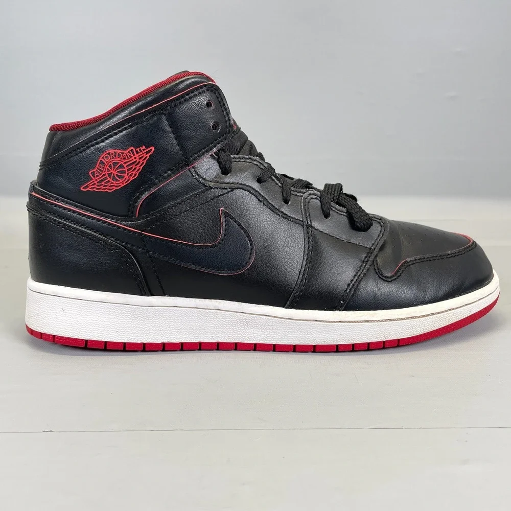 Nike Jordan 1 Retro Mid Basketball Shoes Youth Size 7Y Black Leather Sneakers